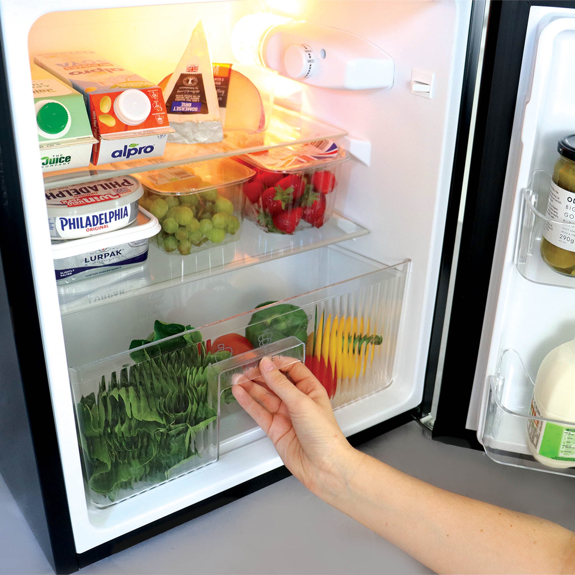 Under Counter Fridge Freezer, 87 Litre, Black