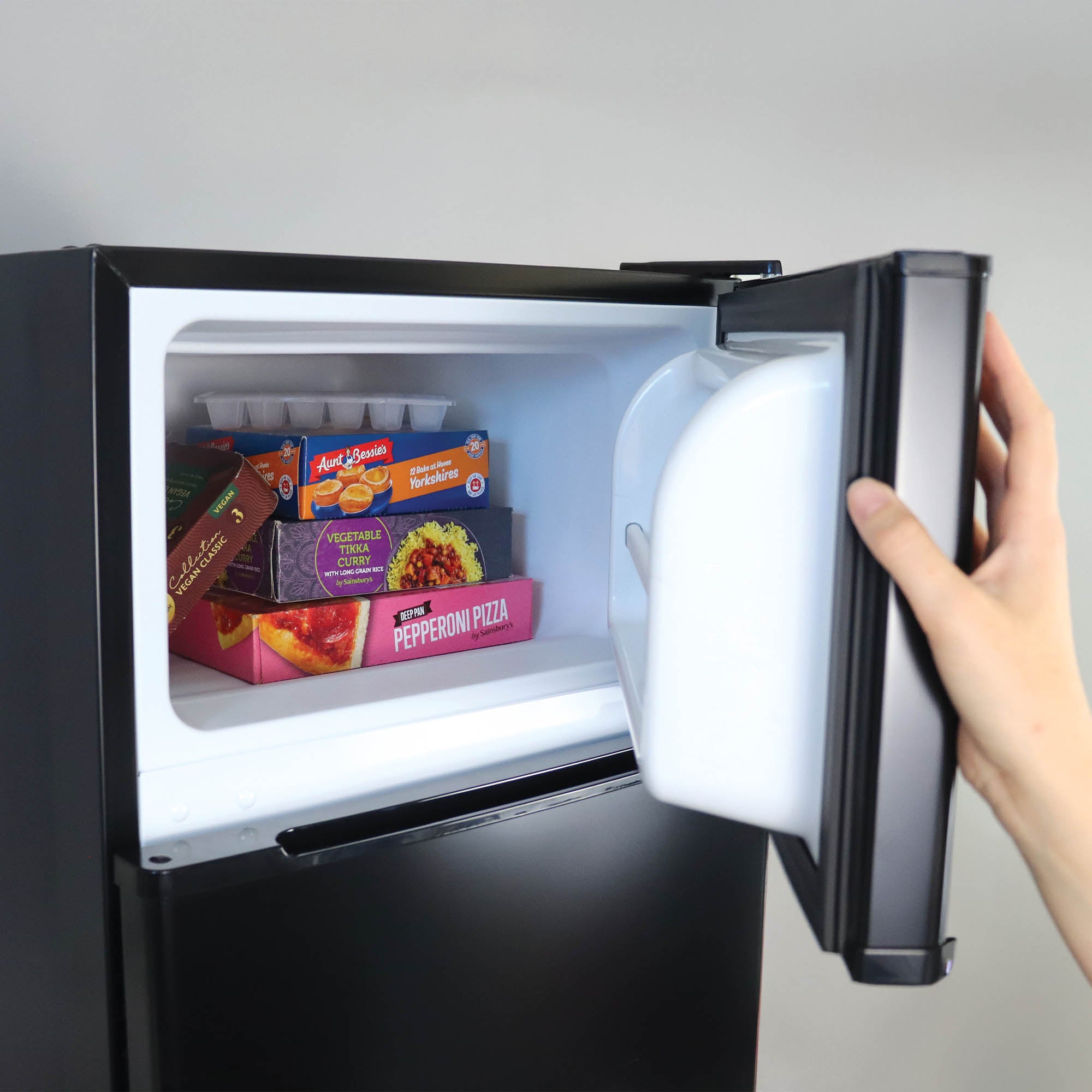 Under Counter Fridge Freezer, 87 Litre, Black