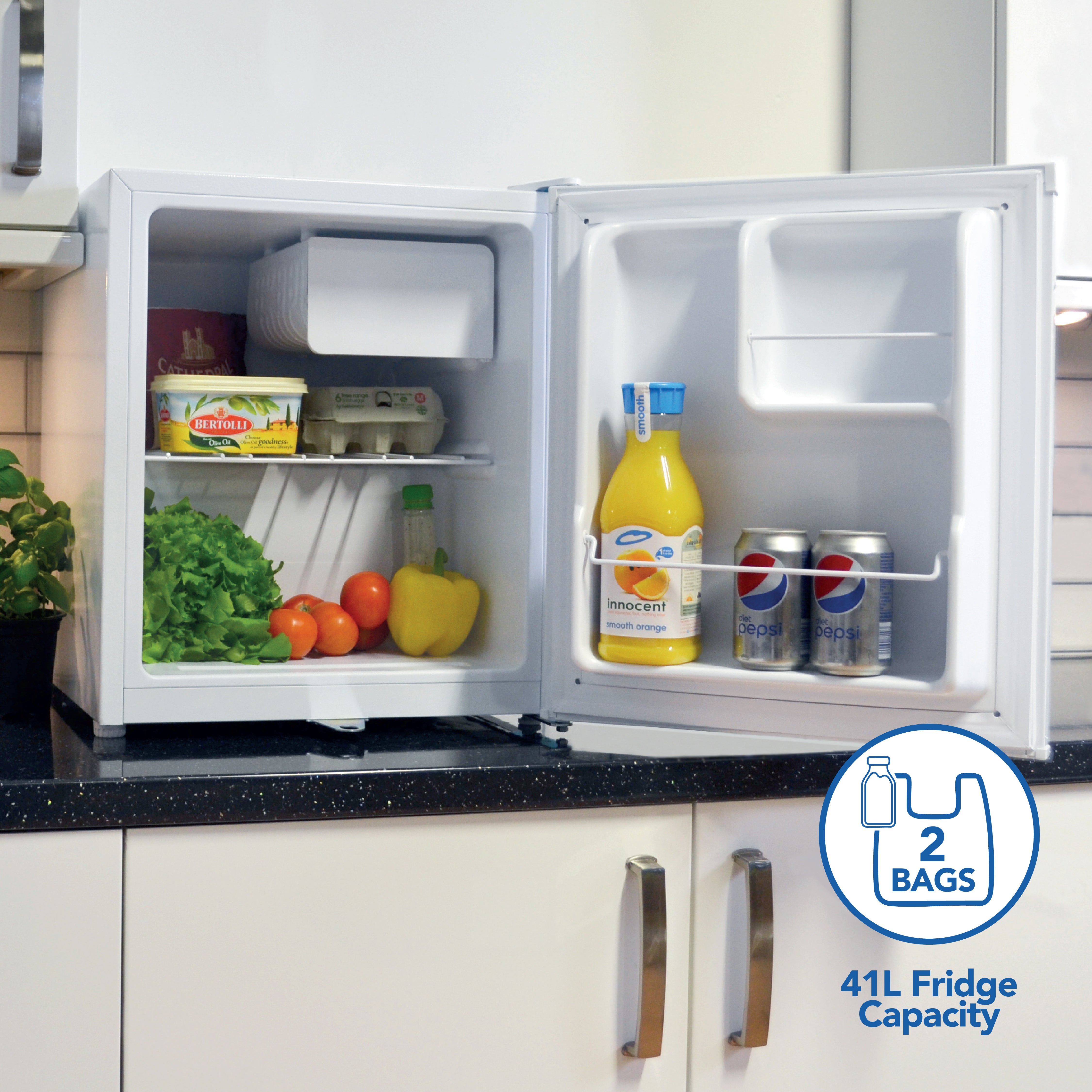 【希少】BLANC.. B0019 SILVER MINT 54□14-145 Table Top Fridge with Lockable Door, 41 Litre, White
